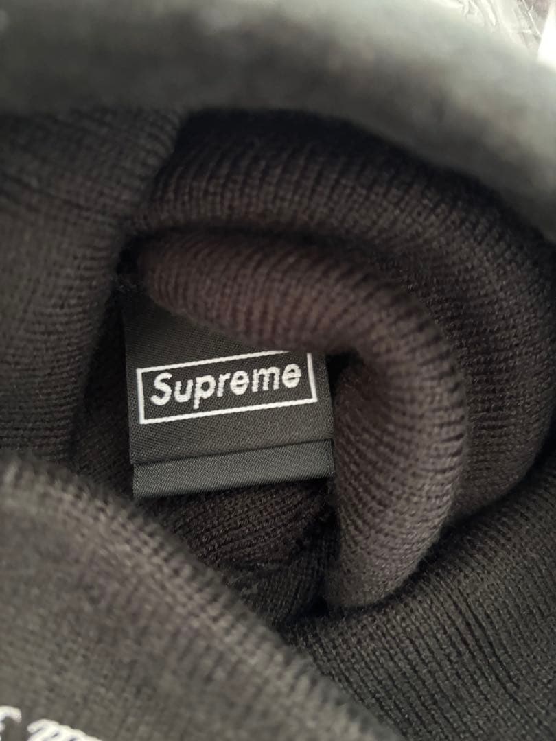 Supreme ニット帽 ブラック　ニューエラ