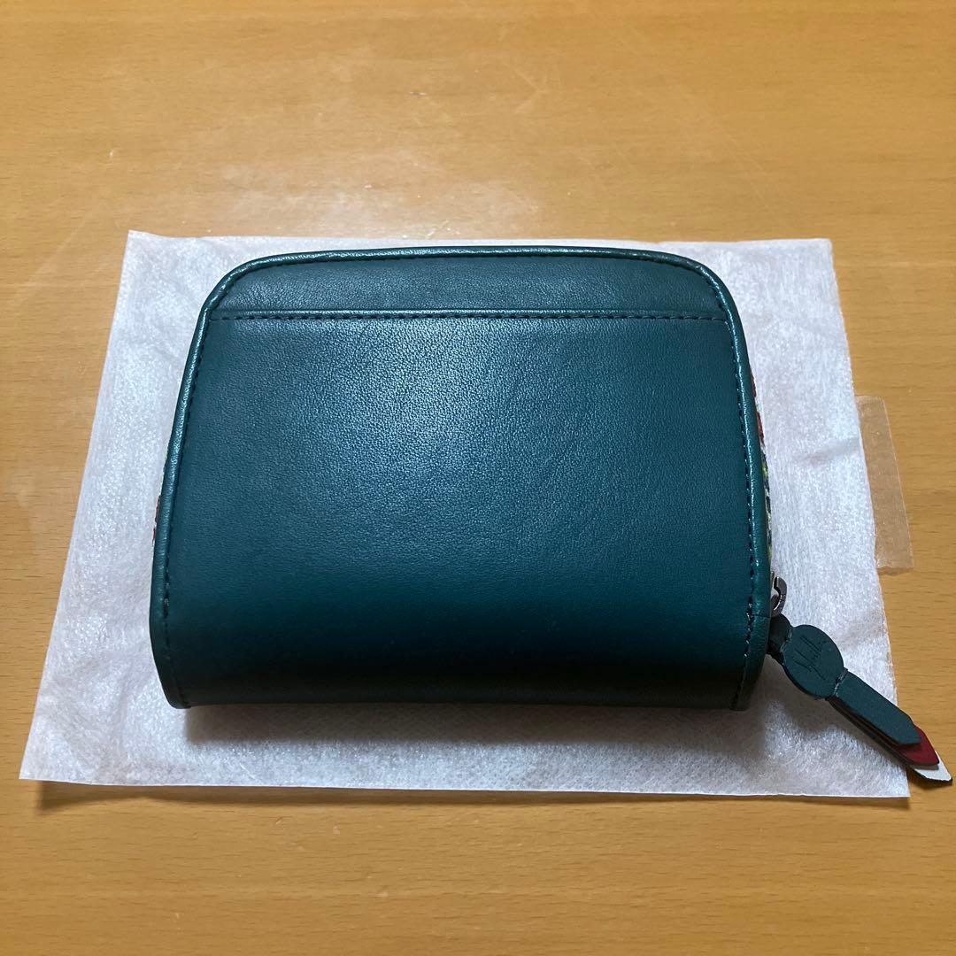＊絵美さま専用です＊シビラ　アミスタ　花柄ファスナー　レザー　二つ折り財布