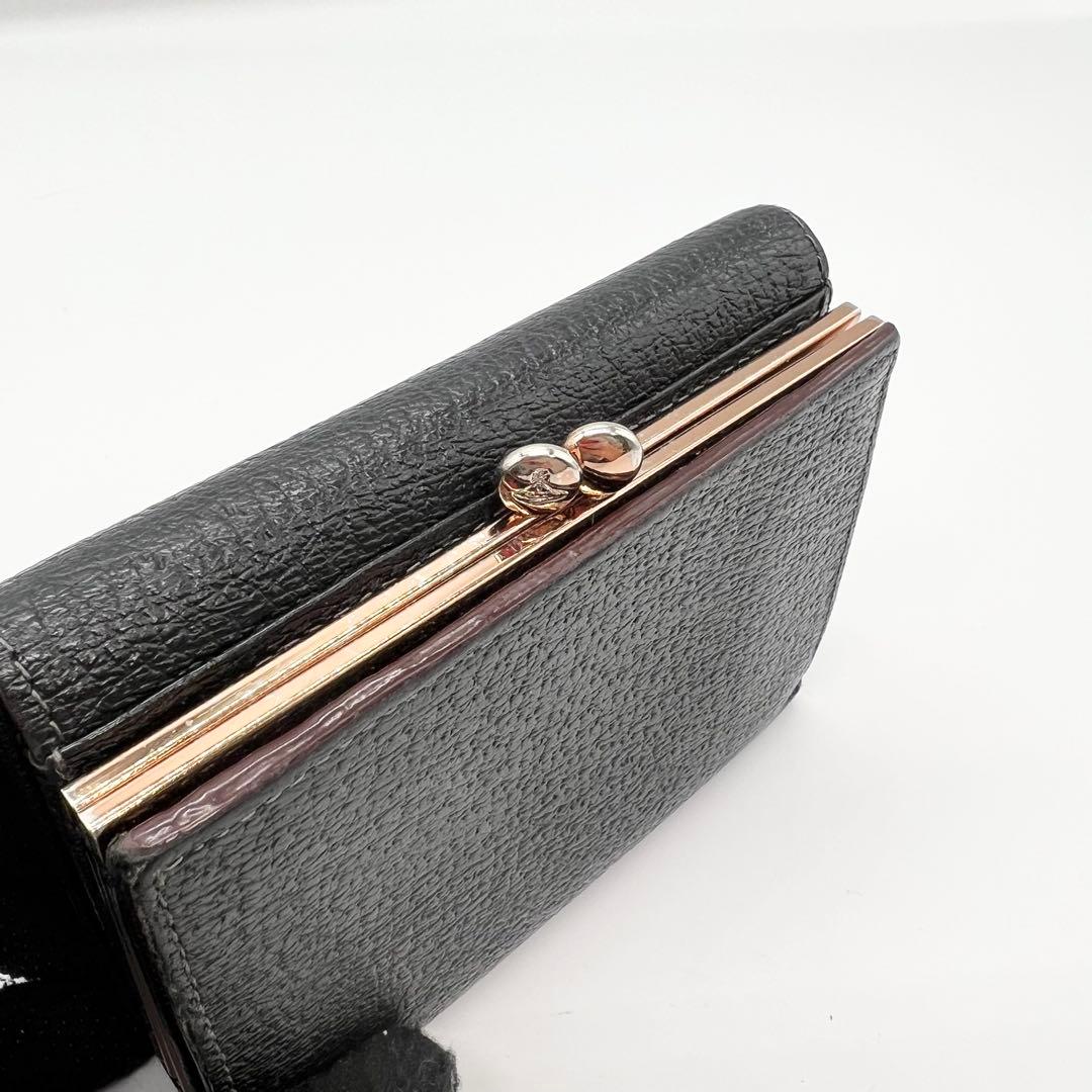 Vivienne Westwood　三つ折り財布　レザー　黒　オーブ　がま口