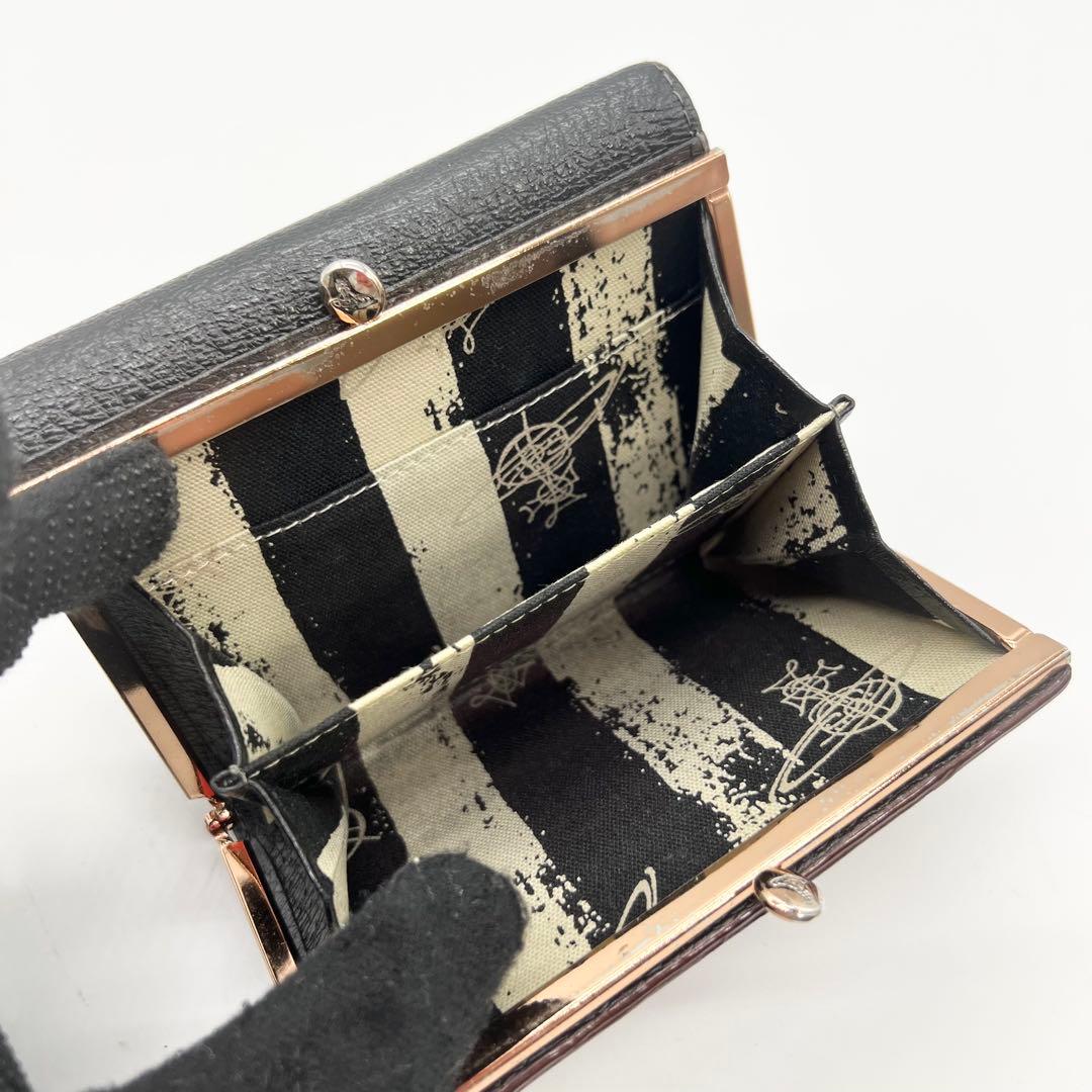 Vivienne Westwood　三つ折り財布　レザー　黒　オーブ　がま口