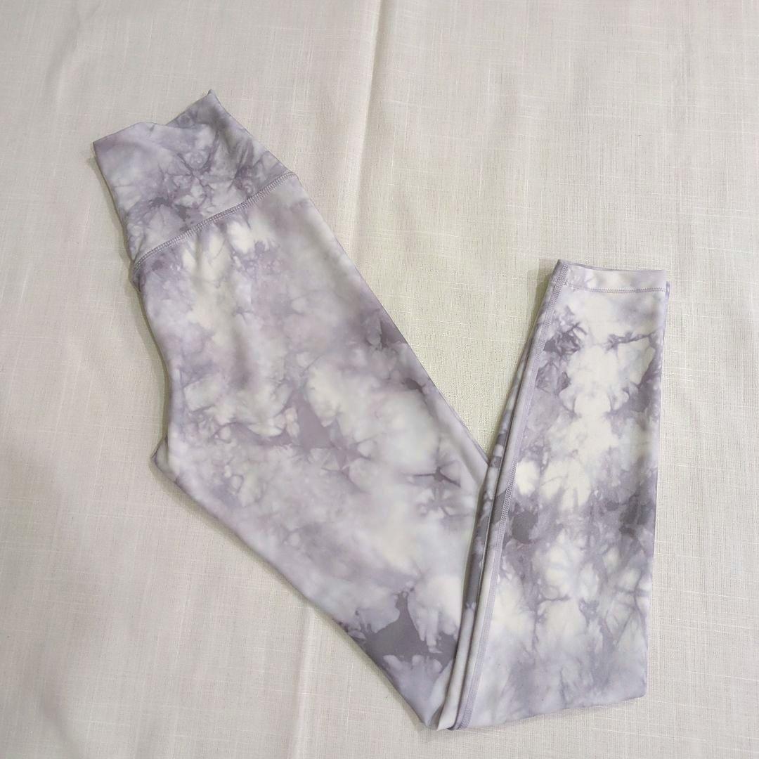 【美品】イージーヨガ　ヨガレギンス　白×グレー　Ｓ
