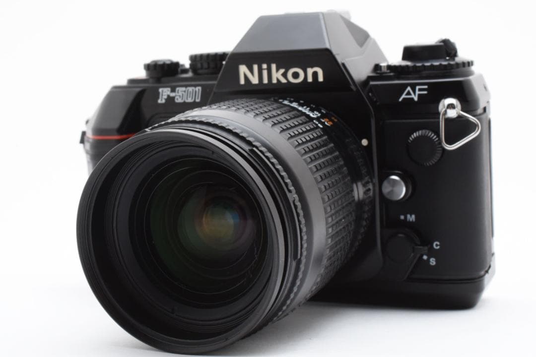 【完動美品】Nikon F-501 レンズセット AF・露出計OK　1074