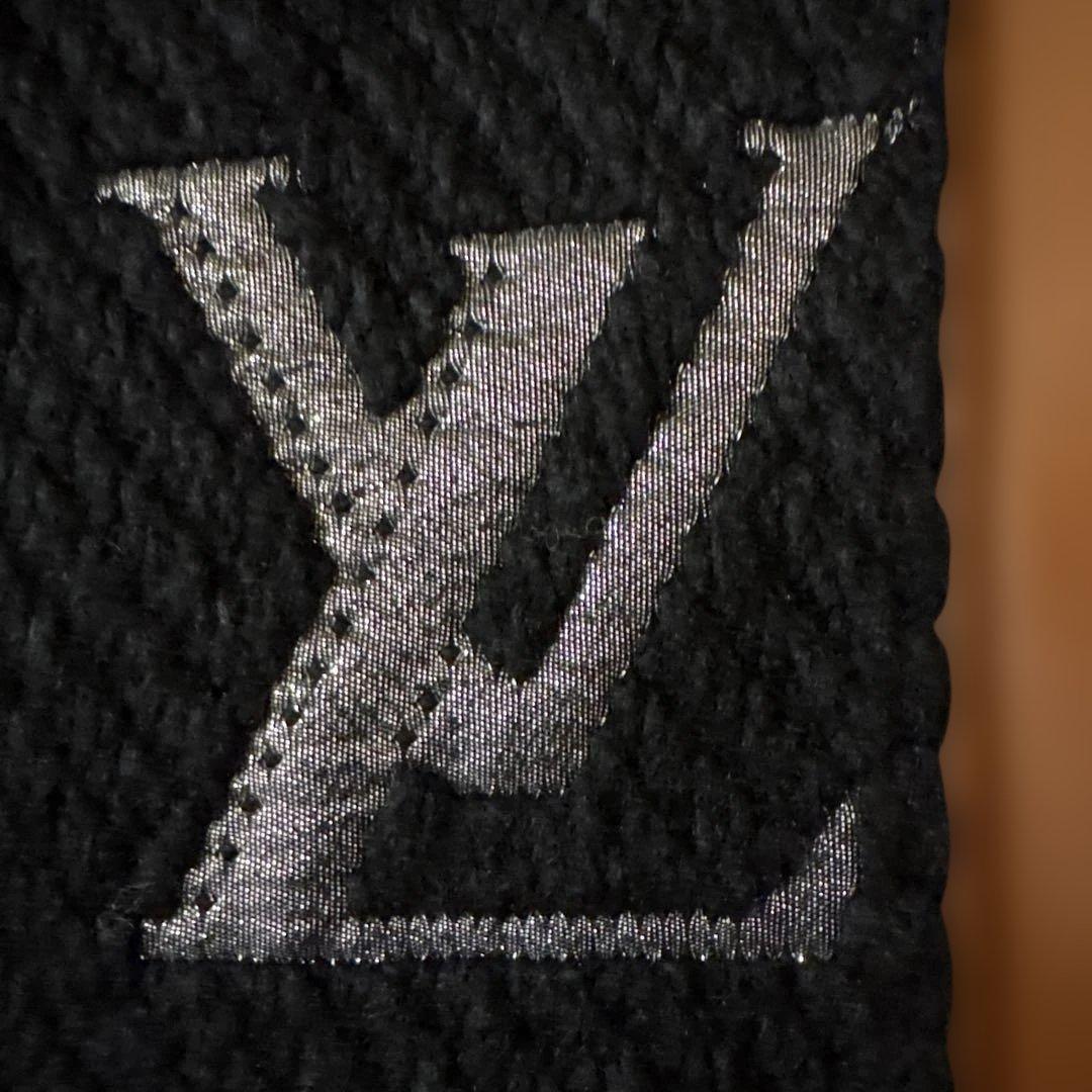 Louis Vuitton マフラー ブラック シルバー