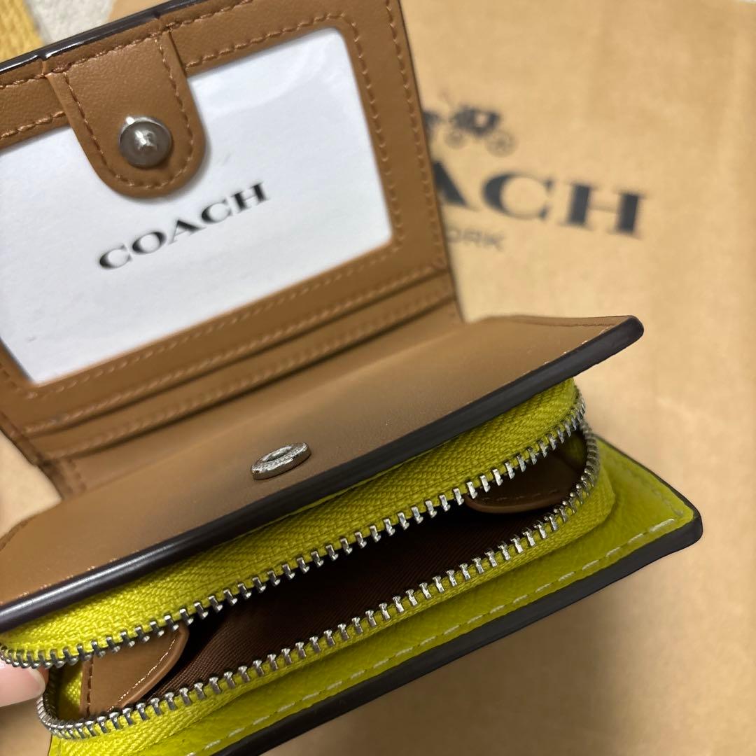 のののCOACH 財布