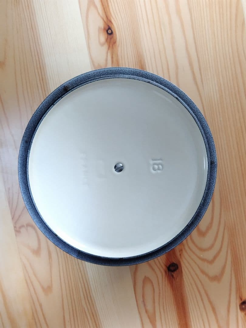 LE CREUSET ココットロンド 水色 18cm ルクルーゼ