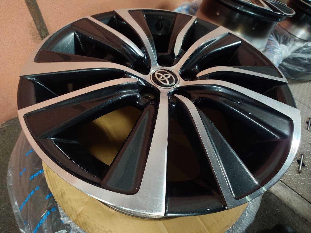 トヨタ80系ハリアーGグレード 純正アルミホイール18インチ18×7J本セット