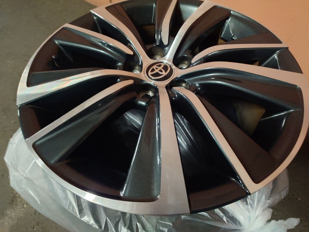 トヨタ80系ハリアーGグレード 純正アルミホイール18インチ18×7J本セット