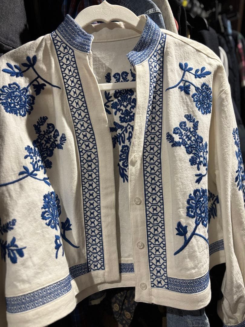 アメリ MEDI VINTAGE FLOWER EMBROIDERY SHIRT