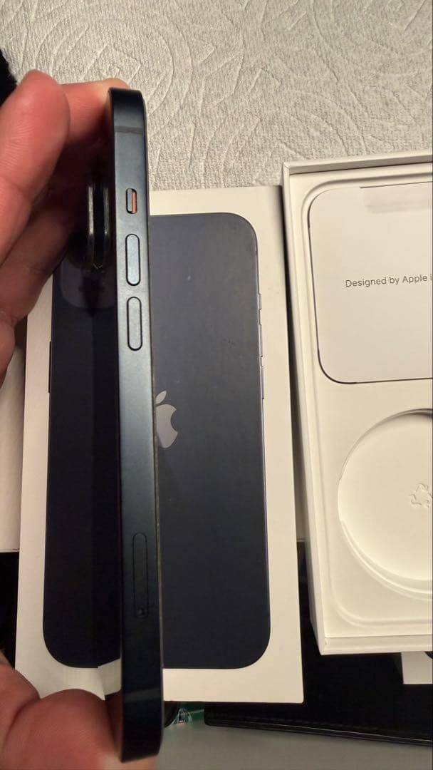 iPhone13 256GB ミッドナイト