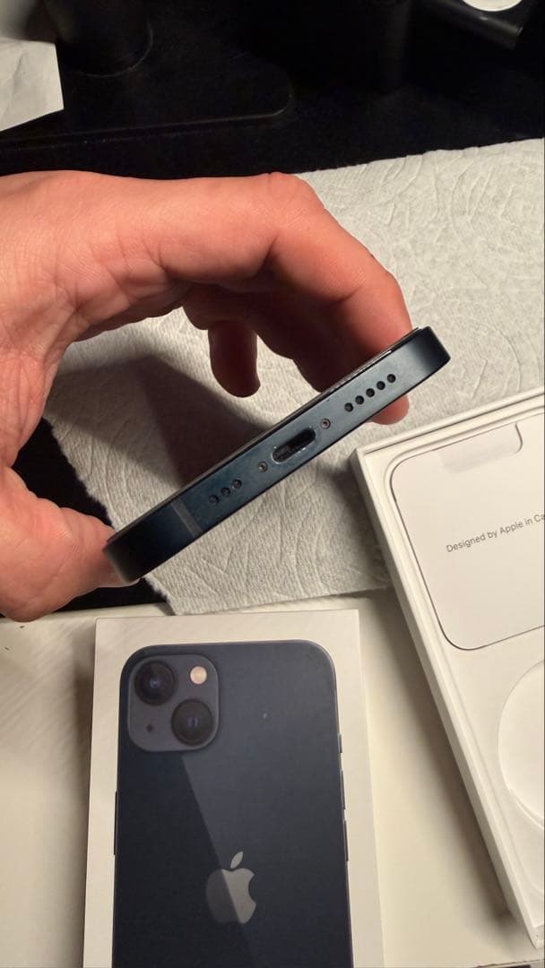 iPhone13 256GB ミッドナイト