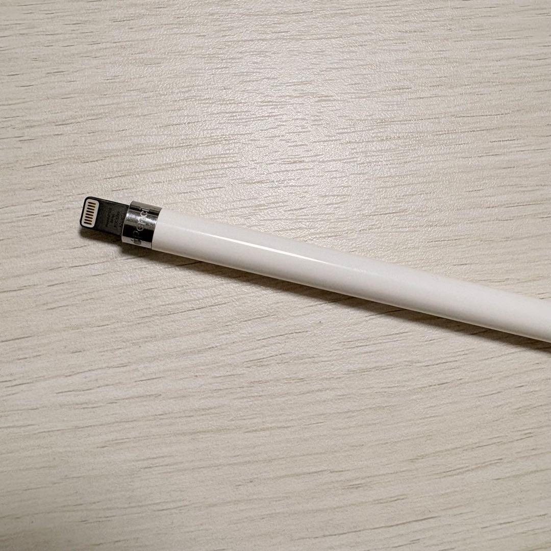 iPad第6世代, Apple pencil第1世代付き フィルム装着済