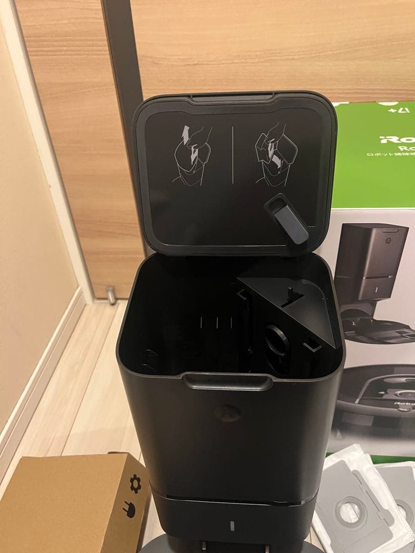 ​iRobot Roomba i7+ (ルンバ i7+) 動作確認済