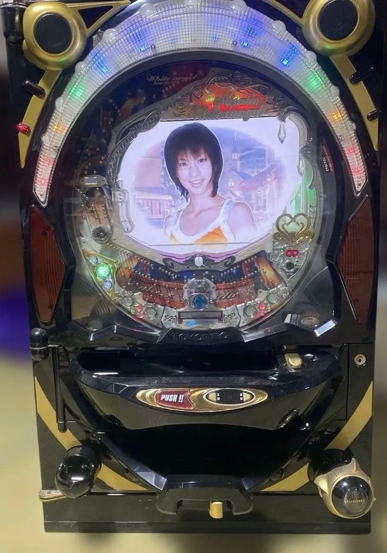 ア*ス様 ホワイトエンジェル安田美紗子パチンコ台実機