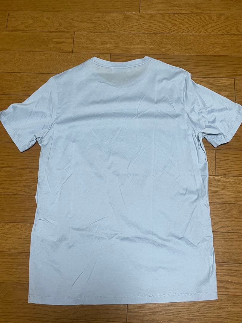 PRADA ライトブルー Tシャツ ポケット付き