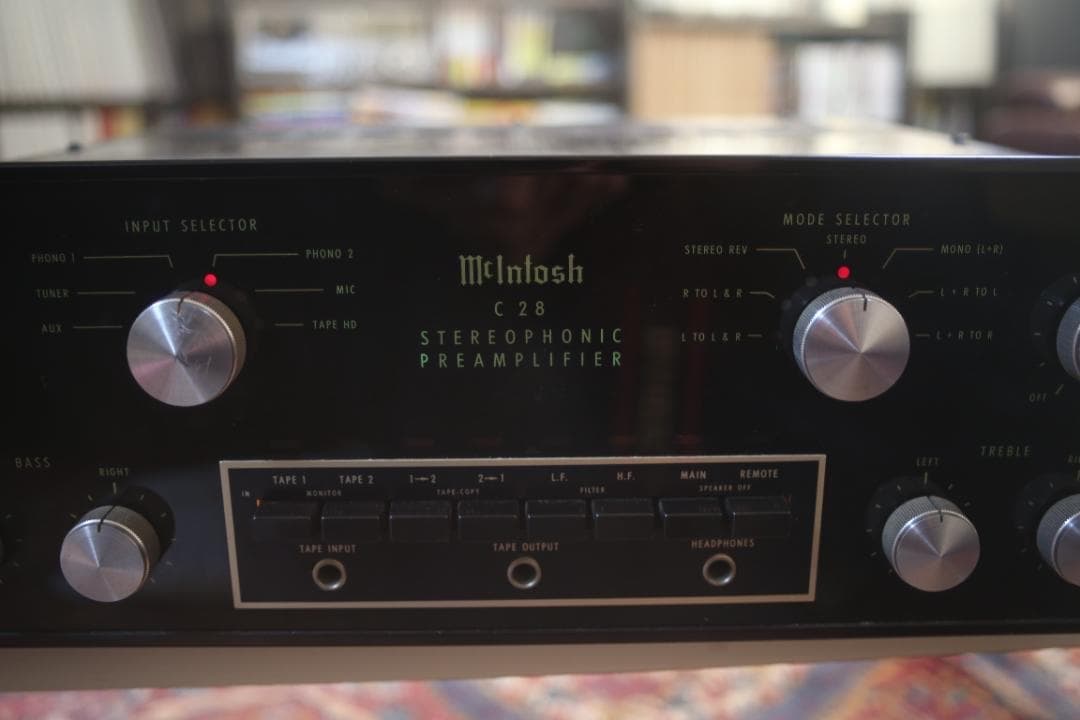 McIntosh C28 本体