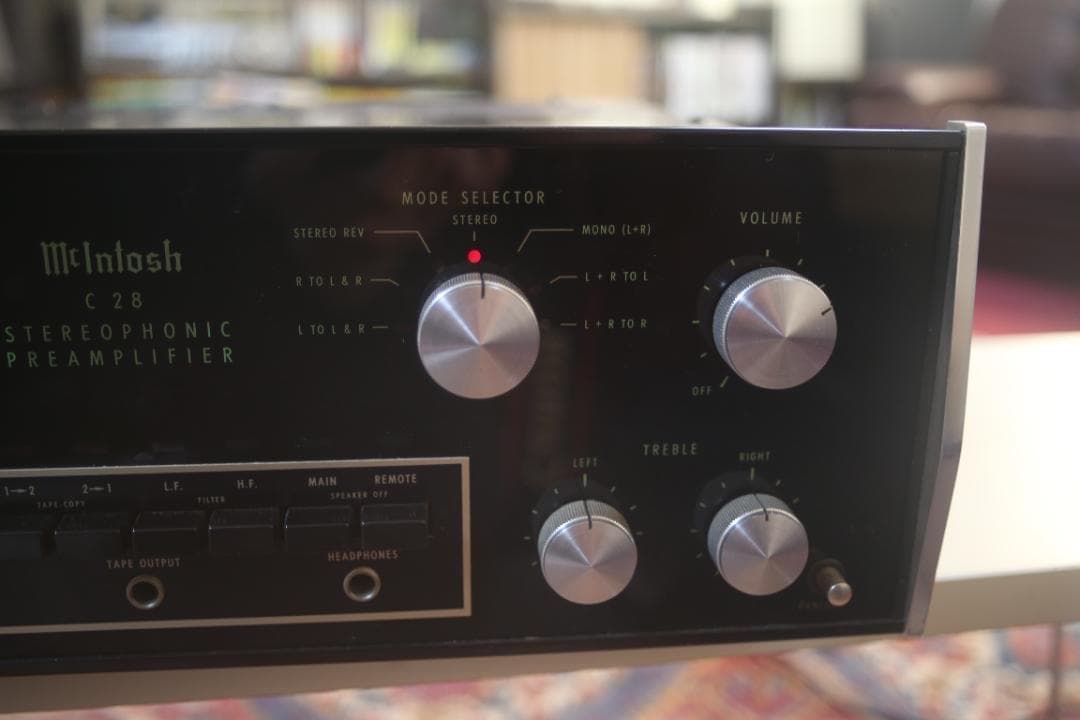 McIntosh C28 本体