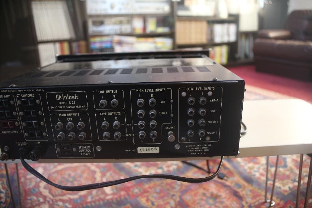 McIntosh C28 本体