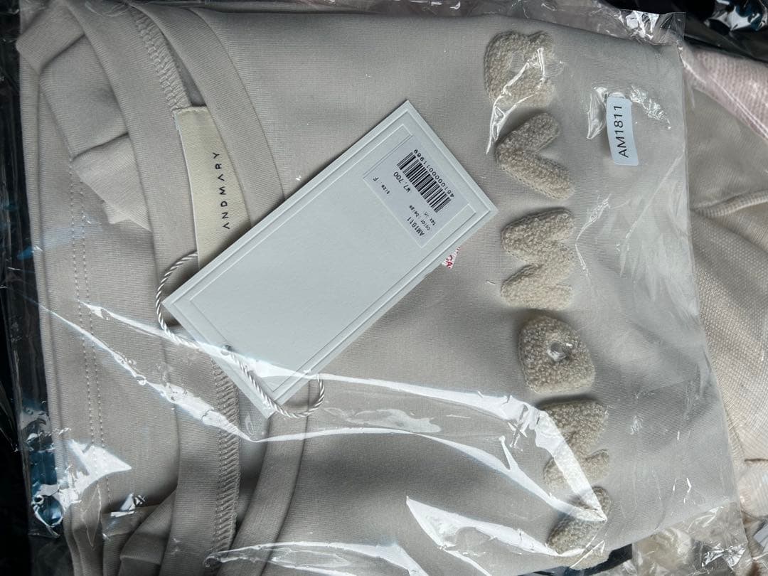 最安値Mary logo tops andmary