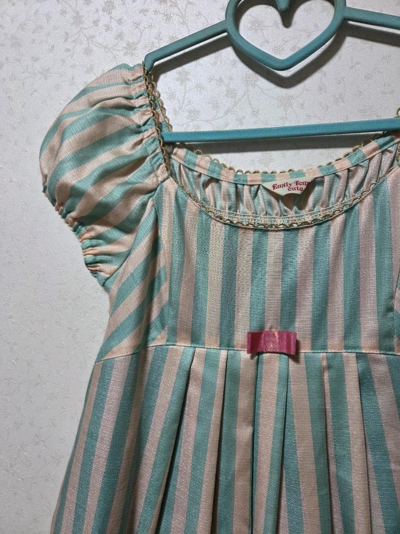 エミリーテンプルキュートワンピース