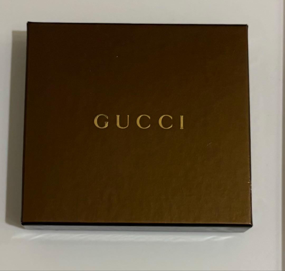 GUCCI ⭐︎グッチ　ベージュレザー名刺入れ⭐︎カードケース