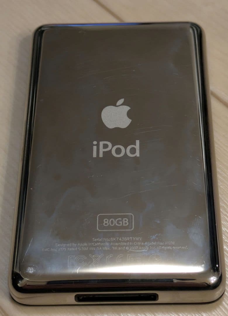 中古品【iPod classic 80GB 動作品】