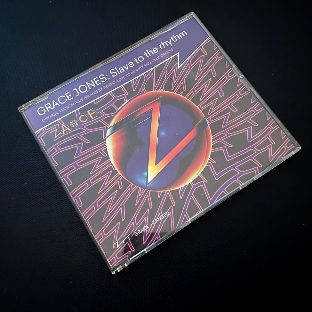 グレイス・ジョーンズ 「Slave to the rhythm」