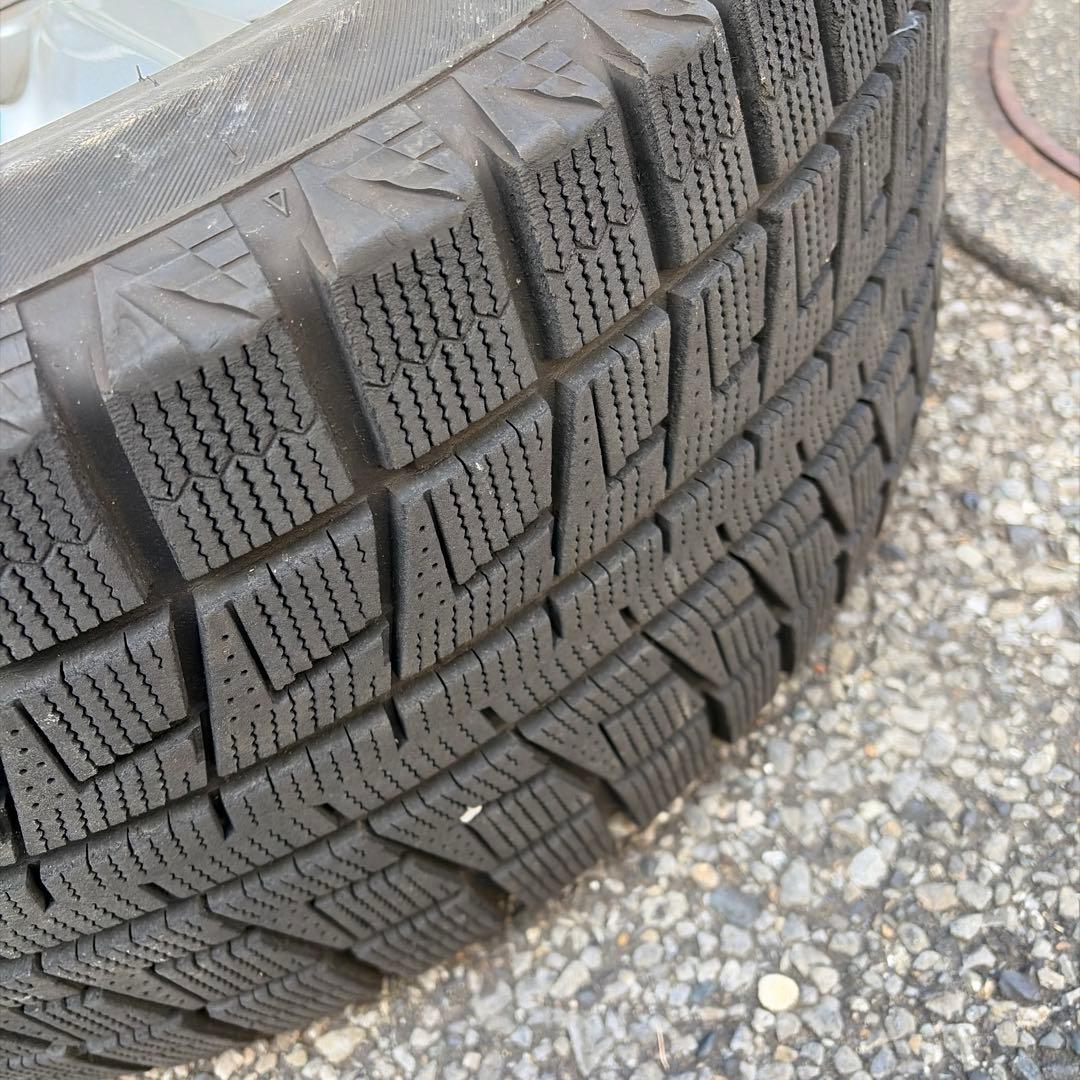 ブリヂストン BLIZZAK 255/55R18 スタッドレス