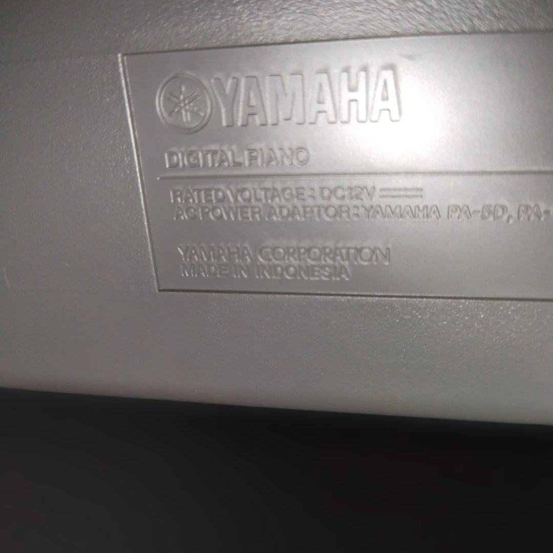 YAMAHA ARIUS ナチュラルウッド 電子ピアノ