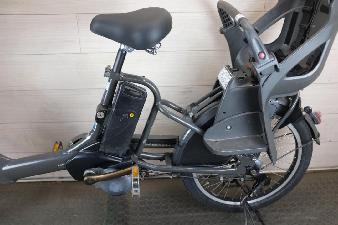 R*様 BS Bikke　20インチ　3段　8.9Ah（5点灯）充電器あり