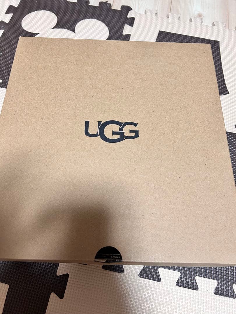 【新品未使用】UGG ブーツ 24.5cm MOXY CHELSEA