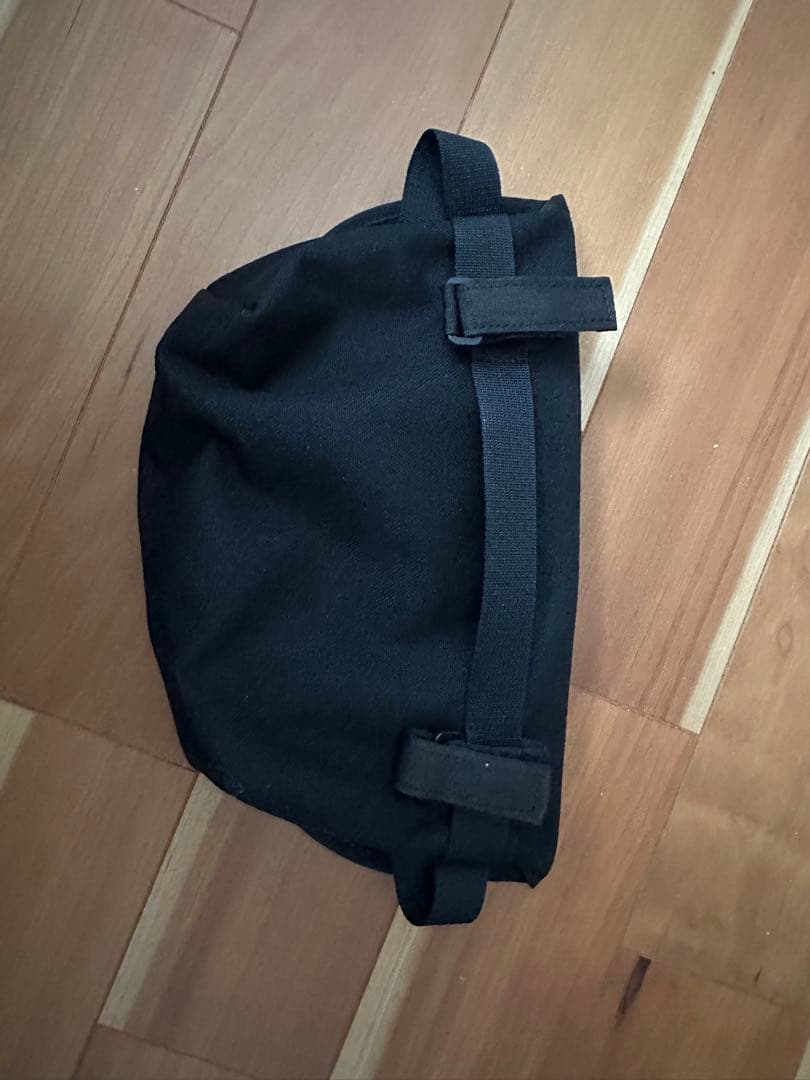 BLUE LUG ブルーラグ hip messenger (black)