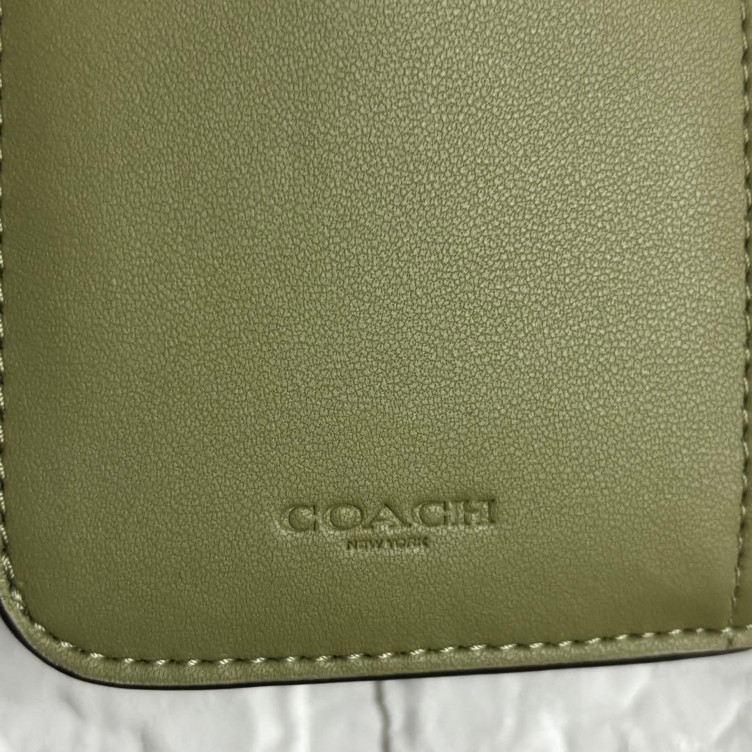 ル*ク様 COACH　タビー ミディアム ウォレット C金具　ピスタチオカラー