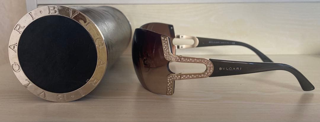 BVLGARI ブラウンサングラス クリスタル装飾