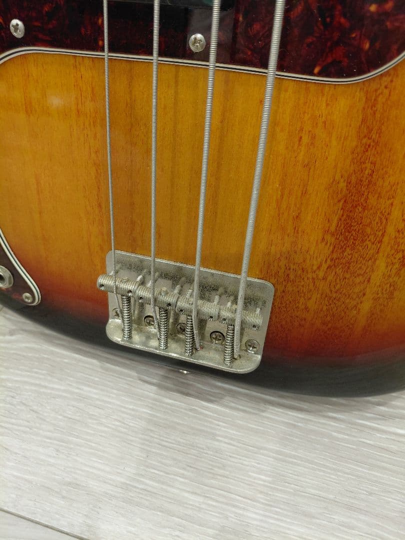 Squier Classic Vibe Precision Bassエレキベース