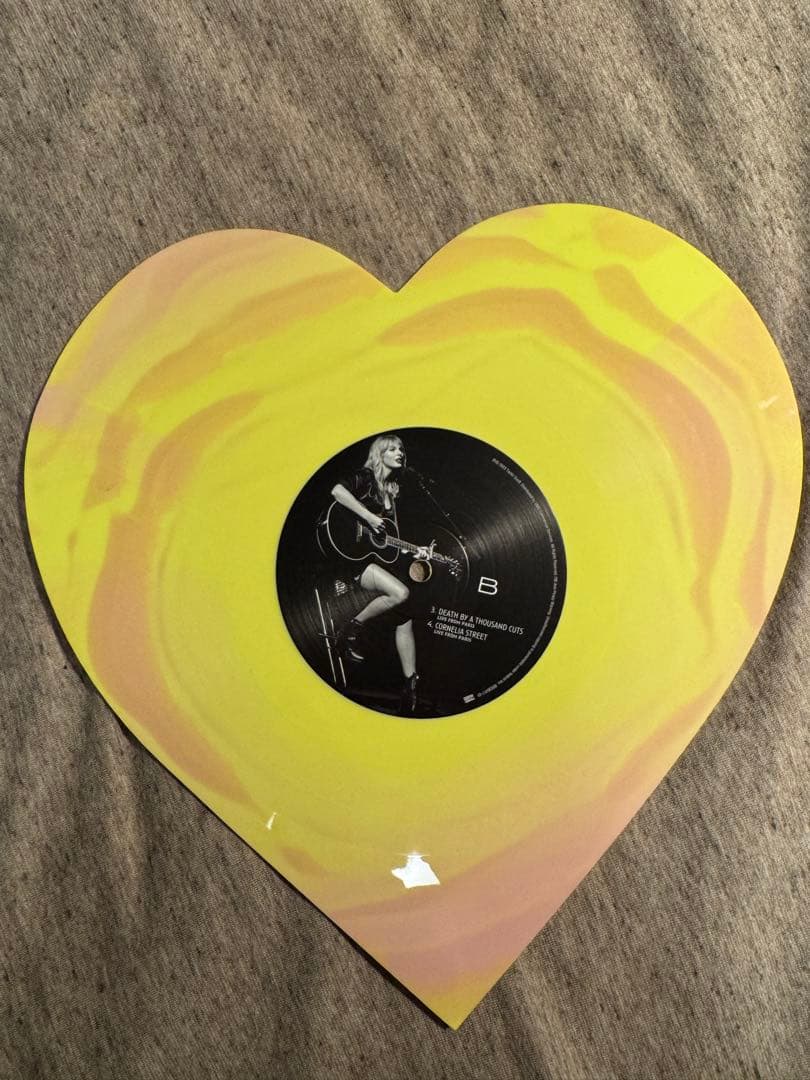 Taylor Lover Live From Paris ハート型レコード