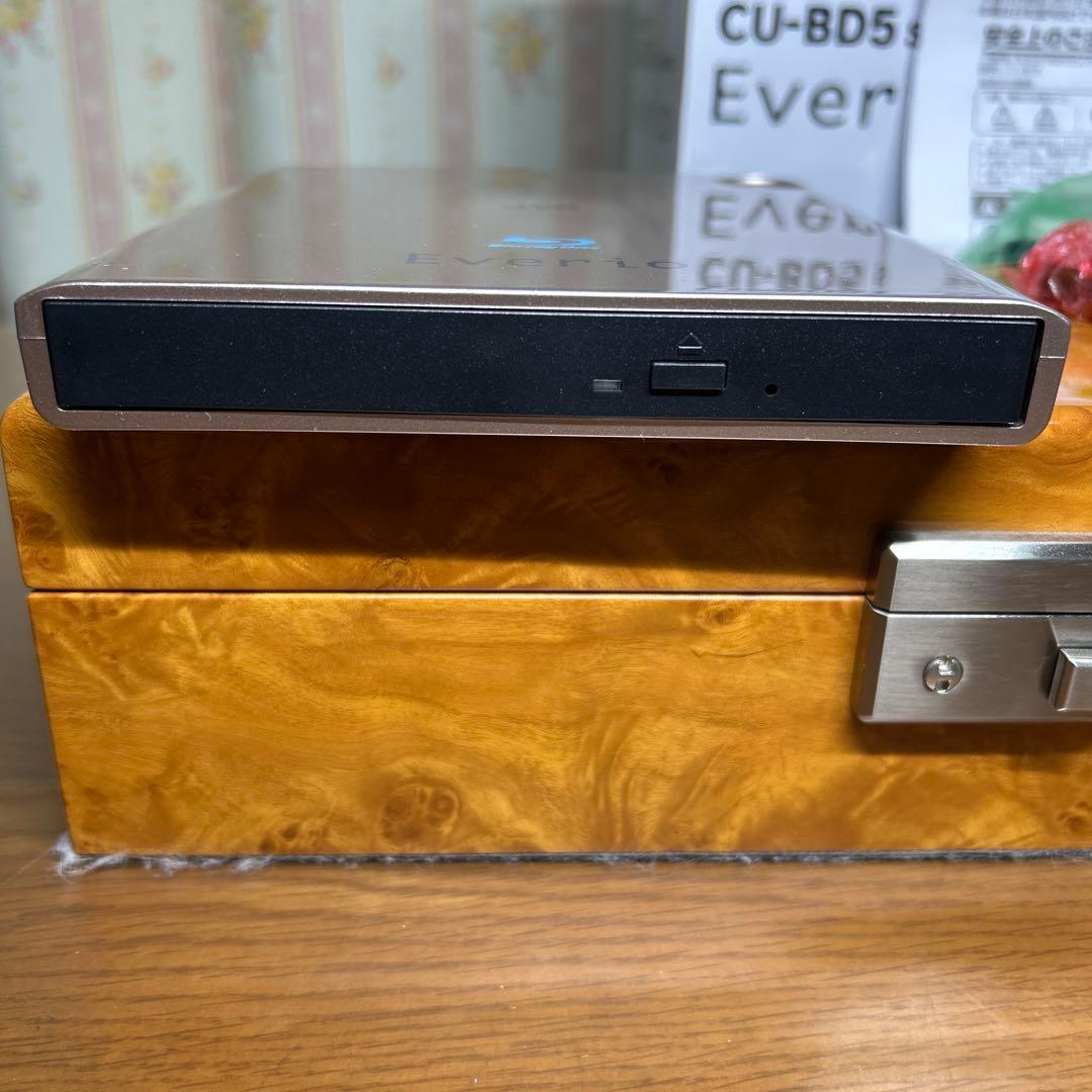 JVC GZ-F50ビデオカメラ BDライター CU_BD5エブリオ　美品訳あり