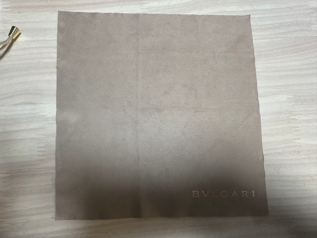 BVLGARI ブラック サングラス ケース付き