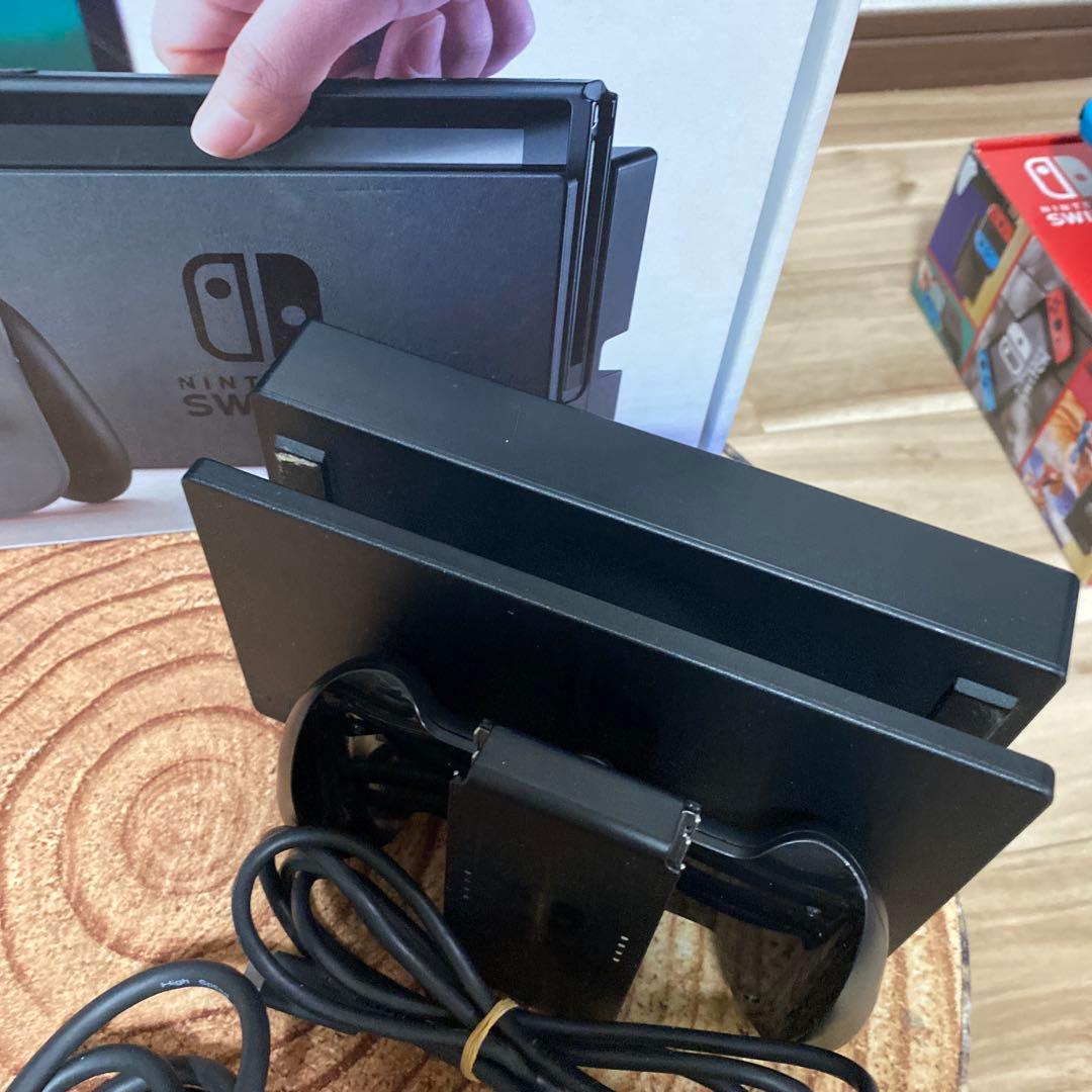 Nintendo Switch ニンテンドースイッチ本体　グレー ②