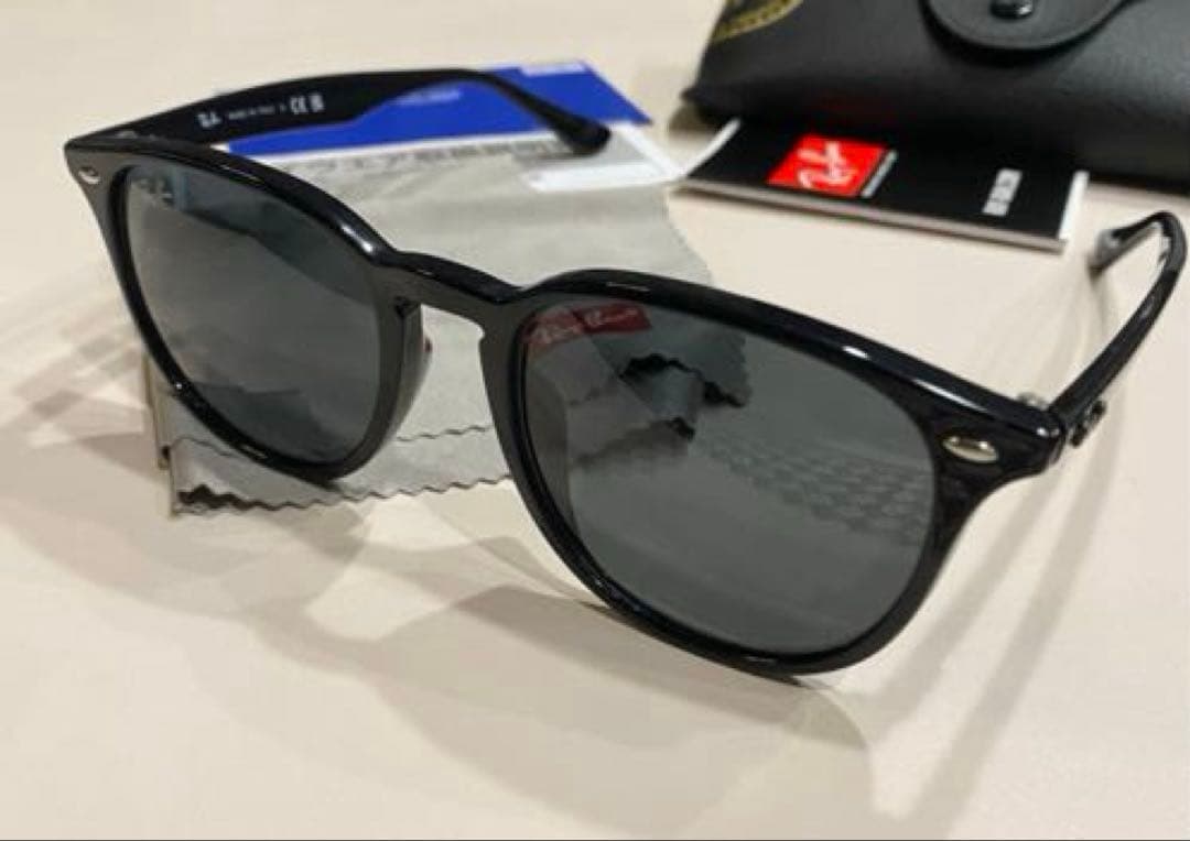 ぽて子 様、専用！レイバン RAYBAN サングラス 美品