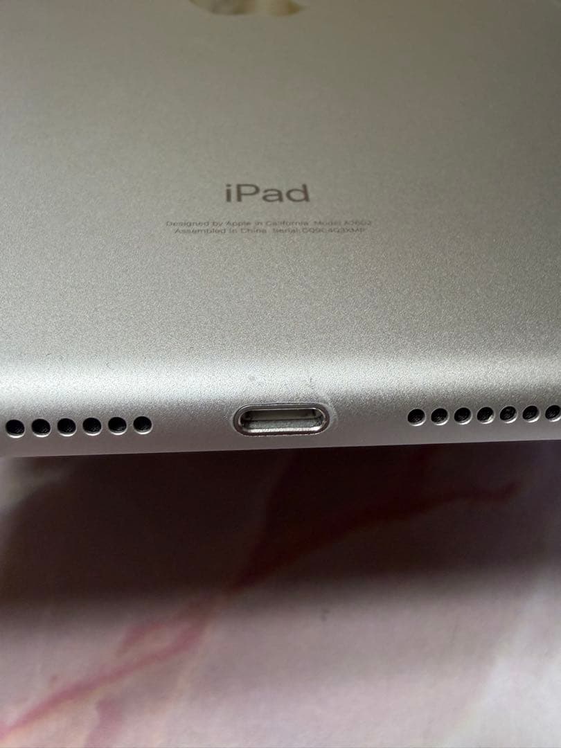 【明日発送】Apple iPad 9世代 Wi-Fiモデル 64GB シルバー