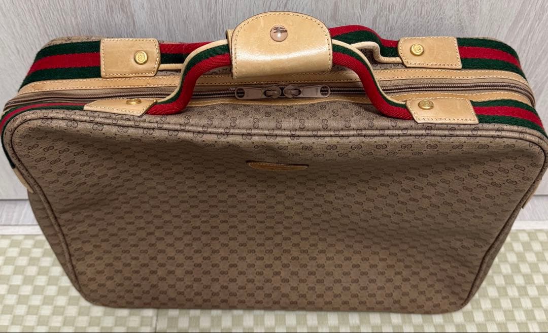 GUCCI ベージュ GGパターン ボストンバッグ