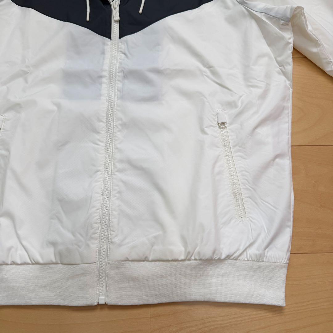 NIKEナイキ　ウィンドブレーカー　ウィンドランナージャケット　黒　白　XL新品