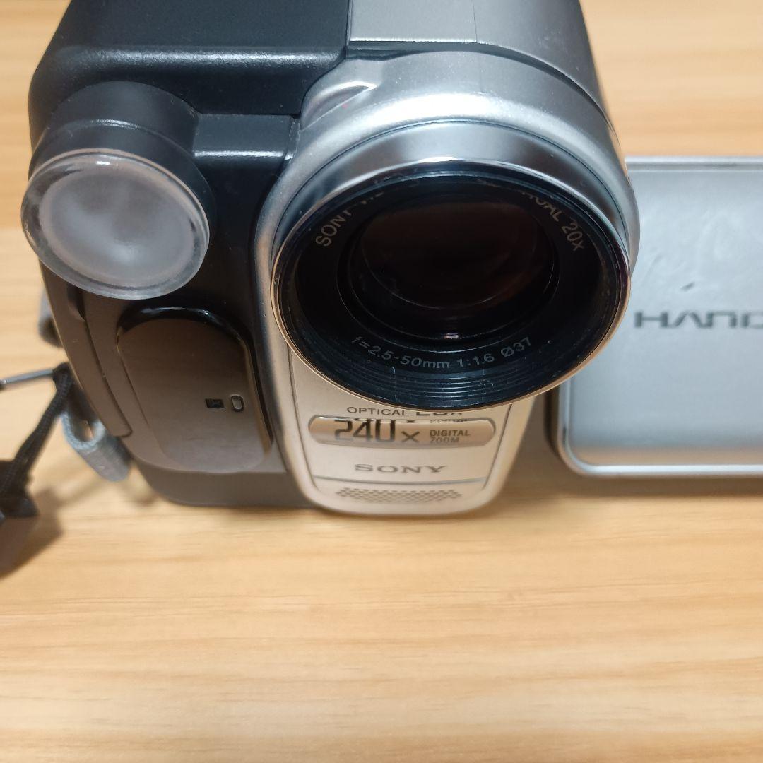 完全ジャンクSONYソニーHi8ハンディカム　CCD-TRV126本体のみ
