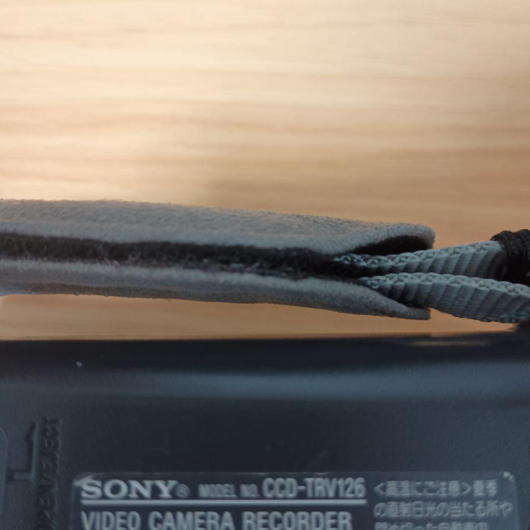 完全ジャンクSONYソニーHi8ハンディカム　CCD-TRV126本体のみ