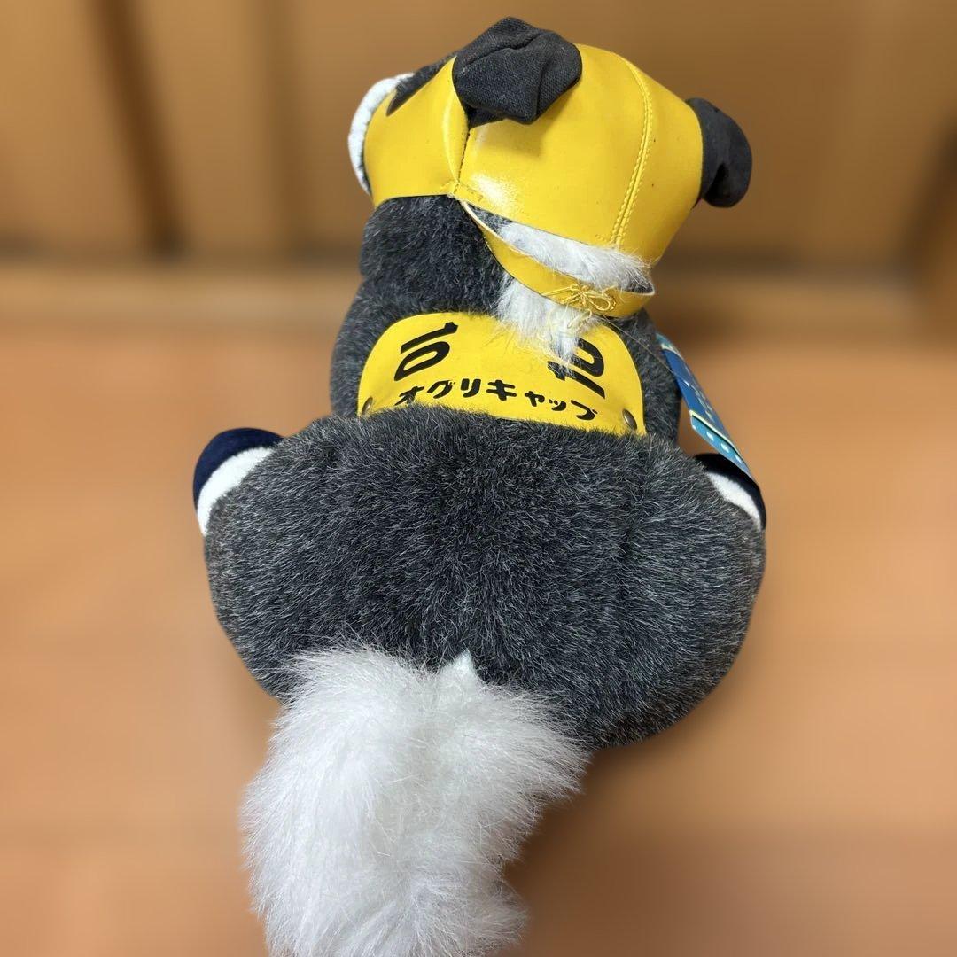 オグリキャップ ぬいぐるみ Mサイズ 高さ約20センチ、全長約35センチ