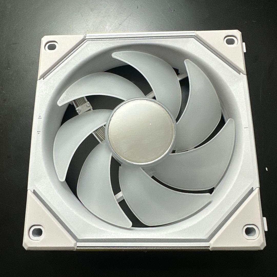 し*ん様 LIAN LI UNI FAN SL-INF120 RGB 動作確認済