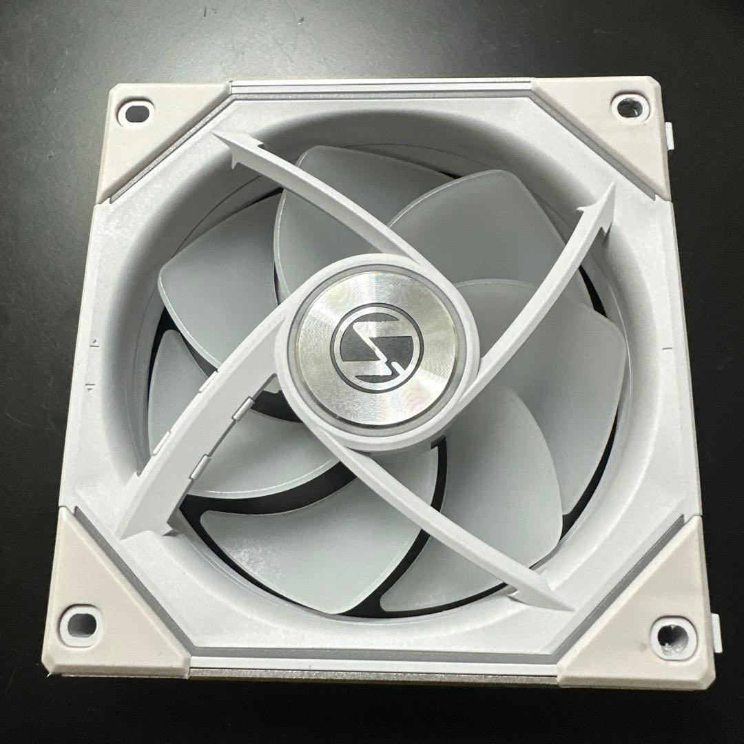 し*ん様 LIAN LI UNI FAN SL-INF120 RGB 動作確認済