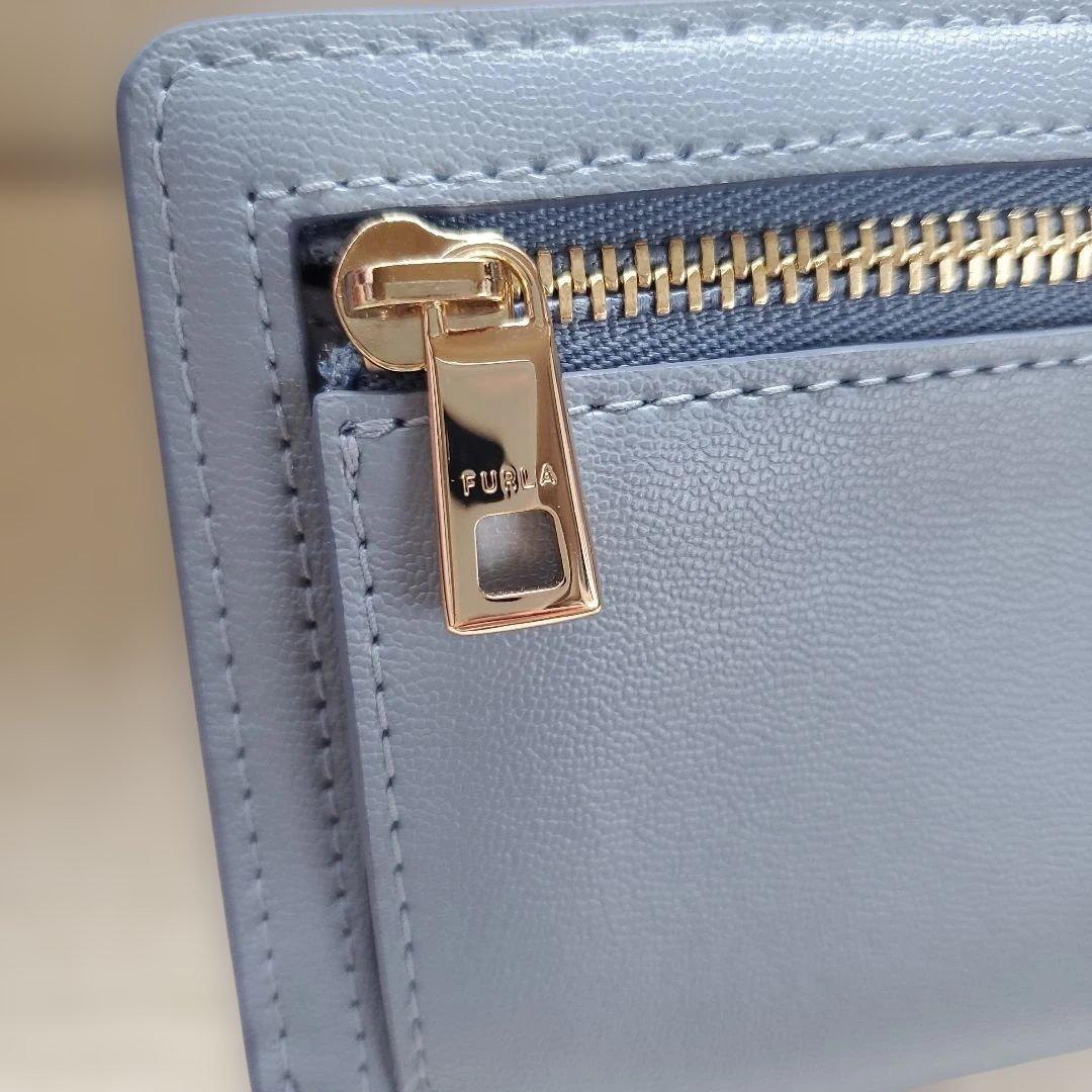 ☆未使用☆FURLA☆二つ折り財布☆ チューベローズ☆ライトブルー☆人気。