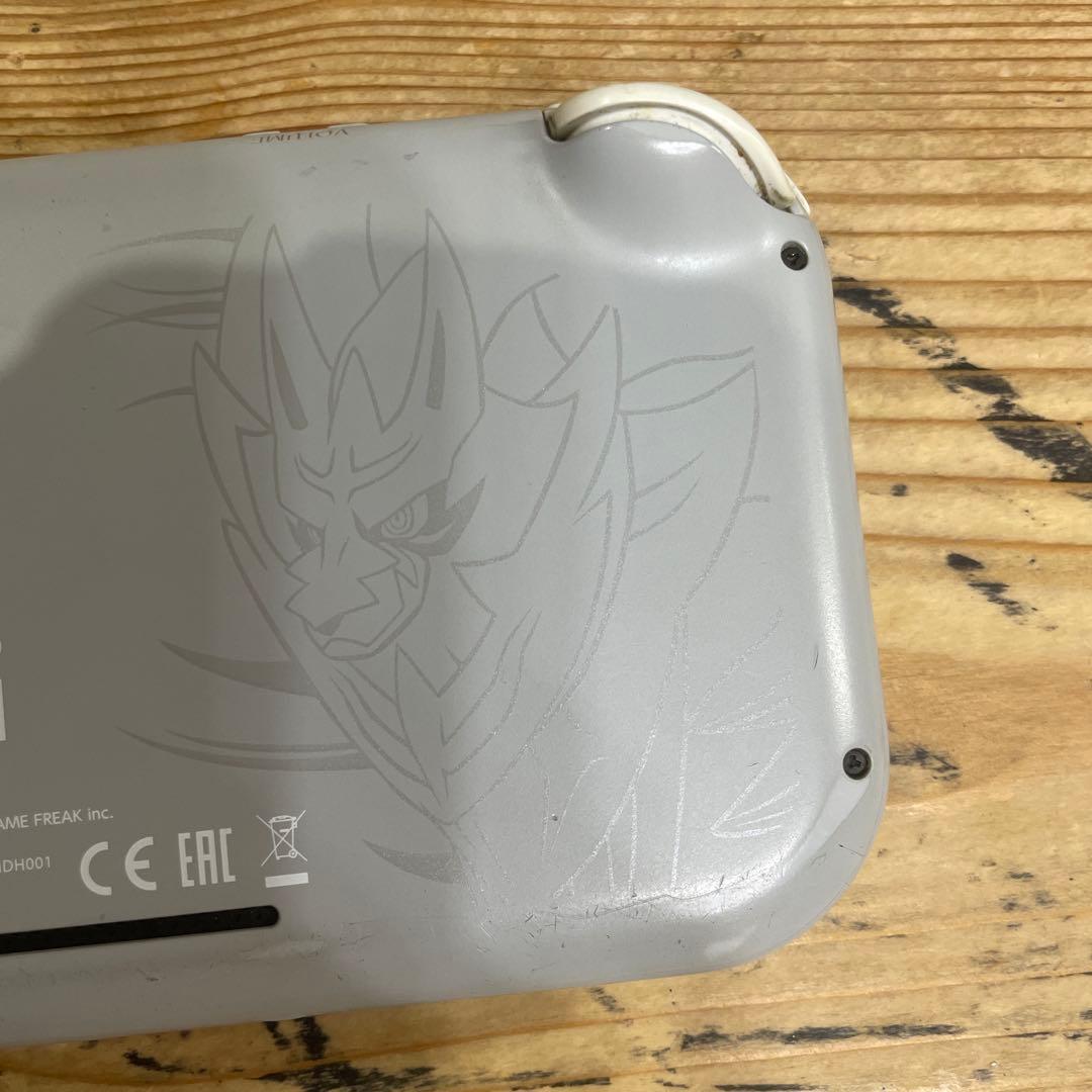 Nintendo Switch Lite ポケモンデザイン　ジャンク