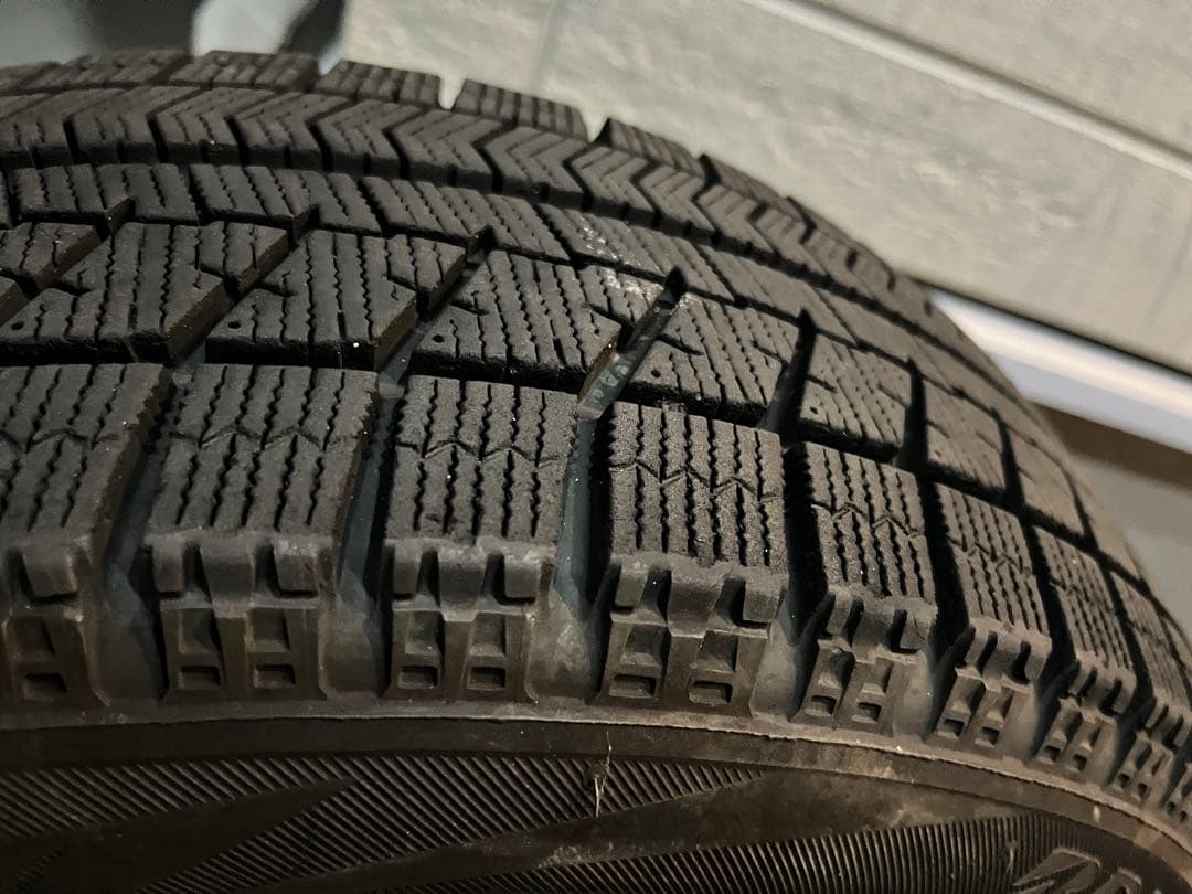 VRXブリヂストン スタッドレスタイヤ 165/65R14 4本セット
